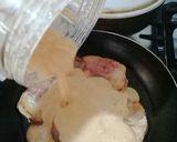 Foto del paso 2 de la receta: Cerdo en salsa de vino con arroz ajonjolí y ensalada