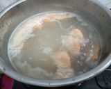 Foto langkah ke 2 dari resep Soup udang.