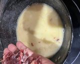 Foto del paso 5 de la receta: Setas de cultivo a ajillo con jamón y salsa con huevo poché