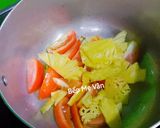 Hình bước làm 3 của món Canh cá dìa nấu thơm cà chua