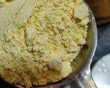 A picture of step 2 of Sindhi kadhi.