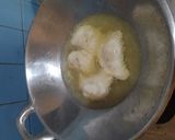 Foto langkah ke 6 dari resep Cireng Isi Sosis Bakso Pedas.