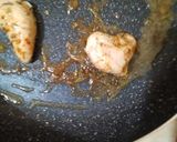 صورة لخطوة 2 من وصفة بطاطا مهروسة بصوص بيضاء على طريقتي 🧆