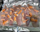 Une image de l'étape 6 de Filets de dorade aux crevettes sauvages, tomates cerises, aneth et citron vert.