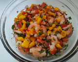 Foto del paso 4 de la receta: Ceviche de camarón con mango