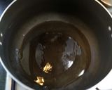 A picture of step 2 of Indori poha.