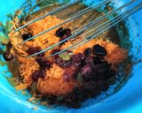 Foto langkah ke 5 dari resep Muffin Wortel (Gluten Free).