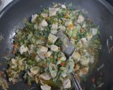 A picture of step 1 of Chicken American chopsuey.
