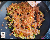รูปขั้นตอนการทำที่ 7 ของ ข้าวผัดอเมริกัน (เมนูอาหารเด็ก)