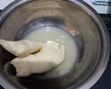 Foto langkah ke 5 dari resep Bolu pisang kukus keju lumer.