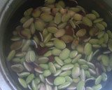 ஹோட்டல் முறையில் பச்சை மொச்சை குருமா (Pachai mochai kuruma recipe in tamil) ரெசிபி ஸ்டேப் 1 புகைப்படம்