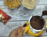 Gambar langkah 3 resipi Jejari roti coklat.