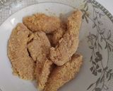 A picture of step 4 of Chicken tenders.