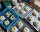 Foto langkah ke 5 dari resep Donat Labu 🍩🎃lembutpoll.