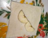 Foto langkah ke 3 dari resep Roti Tawar Goreng Isi Pisang Cokelat Keju.