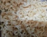 A picture of step 4 of Indian style Maggi balls.