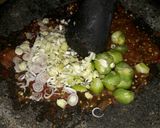 Foto langkah ke 5 dari resep Semanggi & marronggi/morringa/daun kelor sambel sere.