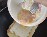 A picture of step 4 of Triangle bread bite.
