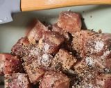 Foto langkah ke 1 dari resep Saikoro Steak Saus Keju.