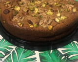 Foto del paso 9 de la receta: Tarta sin azúcar, con dátiles, ciruelas pistachos,nueces almendras, y avellanas para compensarlo