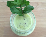 Foto del paso 3 de la receta: Licuado de plátano y kiwi