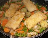Foto del paso 3 de la receta: Merluza al vino blanco