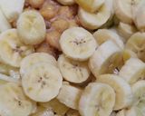 A picture of step 2 of Fruit chaat.