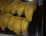 Foto langkah ke 6 dari resep Karipap Ragout Capesis Chili Shrimp Paste 😁.
