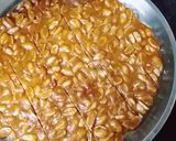 मूंगफली की चिक्की (Moongfali ki chikki recipe in Hindi) रेसिपी चरण 3 फोटो