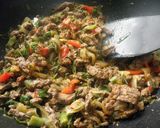 Foto del paso 4 de la receta: Empanadas criollas de carne cortada a cuchillo
