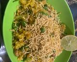 A picture of step 8 of Matar Poha.
