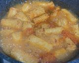 Foto langkah ke 5 dari resep Kimchi Eomuk Soup - 김치어묵국.