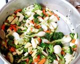 Foto del paso 4 de la receta: Pasta oriental con carne y verduras a mi gusto