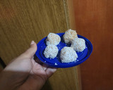 Foto del paso 4 de la receta: Mini trufas de coco