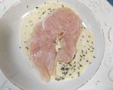 Foto del paso 1 de la receta: Pechuga de pavo empanado con queso