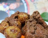 Foto langkah ke 10 dari resep Rendang Daging with Baby Potatoes (Kentang Kecil).
