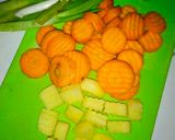 Foto langkah ke 3 dari resep SOP Daging Sapi wortel.