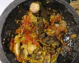 Foto langkah ke 5 dari resep Sambal Terong Ungu.