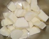A picture of step 2 of Shahi palak paneer.