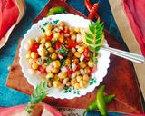 A picture of step 4 of Easy Chana masala chaat 😋 (Healthy Breakfast).