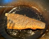A picture of step 2 of Pan fried sea-bass with spicy nam pla prik dipping sauce.