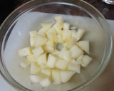 Foto del paso 1 de la receta: Dados de melón con jamón serrano