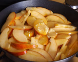 Foto del paso 2 de la receta: Manzanas caramelizadas al jengibre con rulos de chocolate