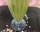 A picture of step 6 of Spinach Oats Nutty Smoothie.