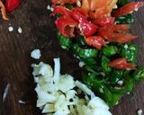 Foto langkah ke 2 dari resep Bubur Goreng Nikmat (hmm atau bubur tumis *apa aja deh).