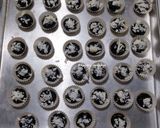 Foto langkah ke 4 dari resep Brownies Kering Keju Topping Coklat Putih.