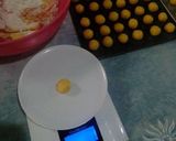 Foto langkah ke 3 dari resep Kue Rambutan.