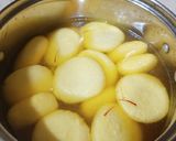 A picture of step 2 of Holi Special Kesariya Rasmalai.