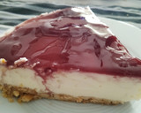 Foto del paso 5 de la receta: Tarta de queso con mermelada de frutos del bosque