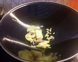 Foto langkah ke 1 dari resep Cah Brokoli wortel ayam (Gak pake minyak).
